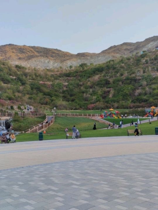 A Day in Kalba Hanging Gardens