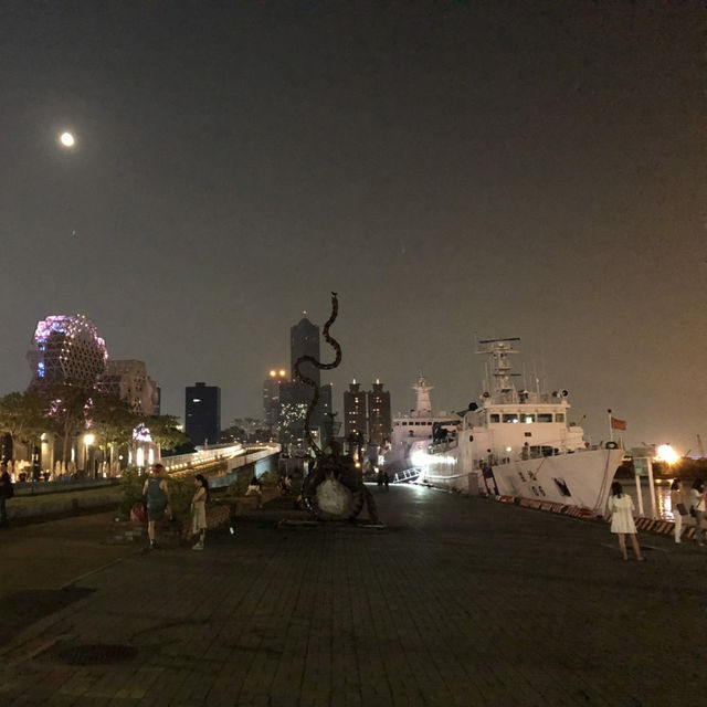 高雄大港橋