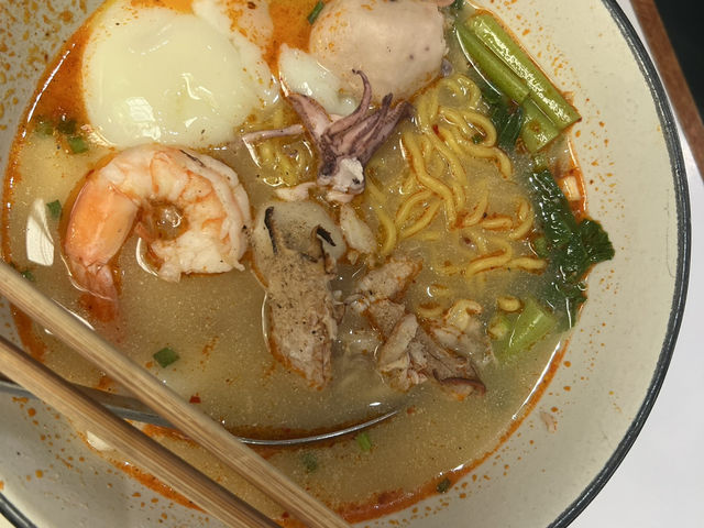 ร้านเกี๊ยวหนองบัว เมืองตราด 