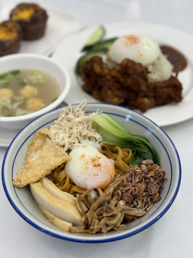 Different Malaysian flavors in one place