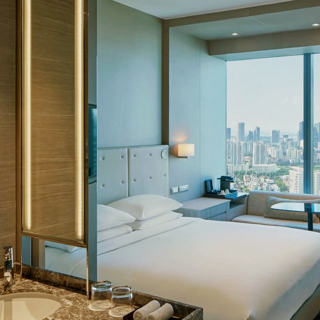 An Urban Retreat Where Comfort Meets Convenience