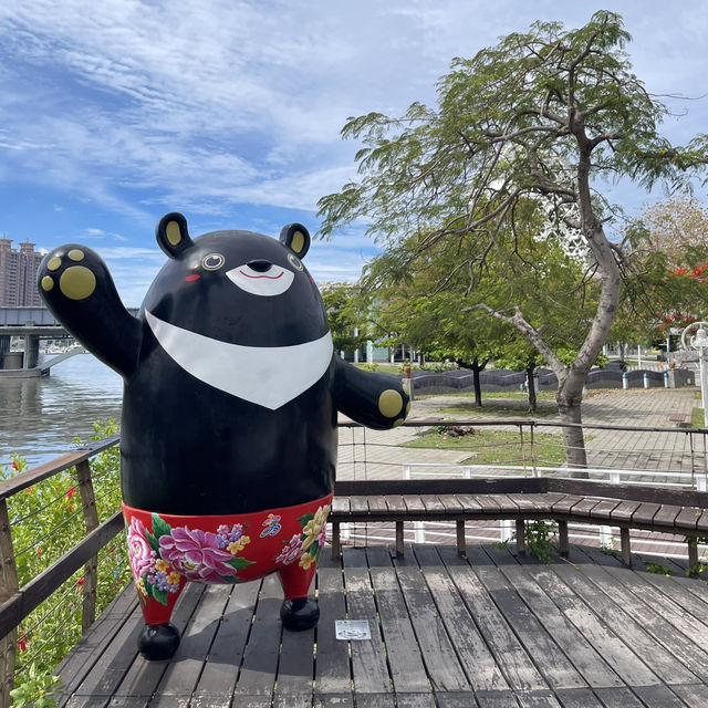 原興建計畫名稱海洋文化及流行音樂中心 💕 碼頭名字也很有趣：真愛碼頭