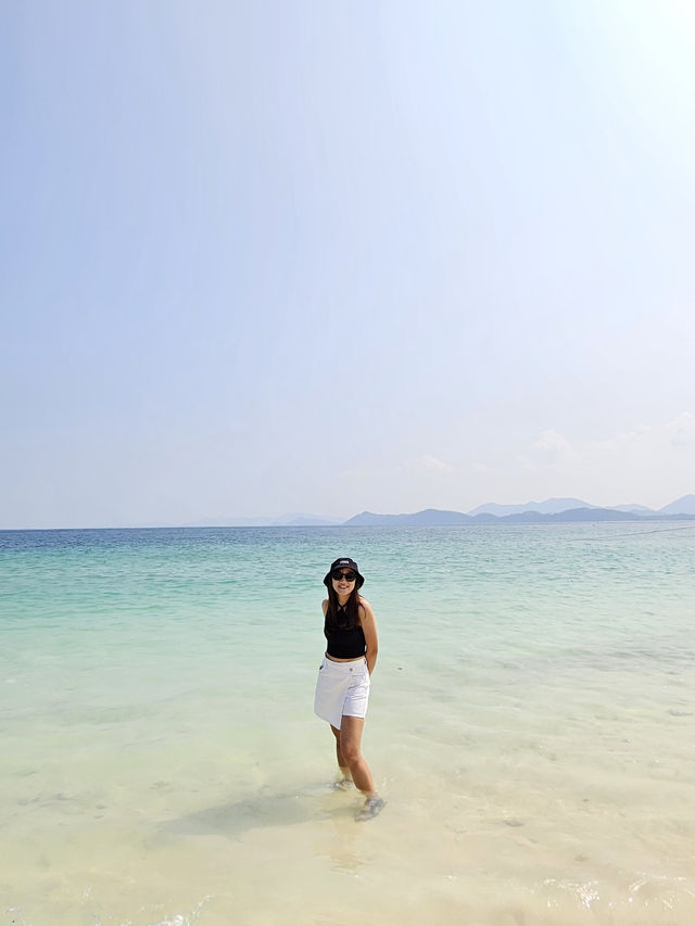 Island Hopping: Phi Phi, Maya Bay & Khai 🇹🇭 🏝️ 