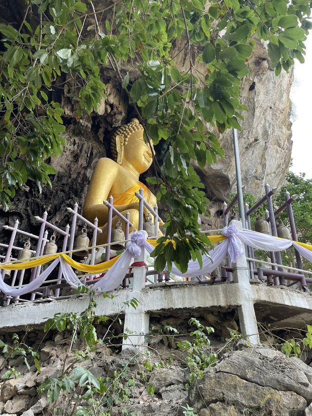 Wat Tam Erawan Cave Temple➡️Explore Isan