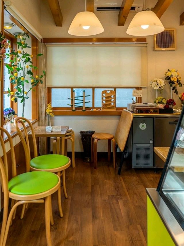 Lemon Pie Tokyo