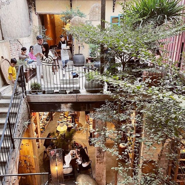 Mai Kitchenware Cafe