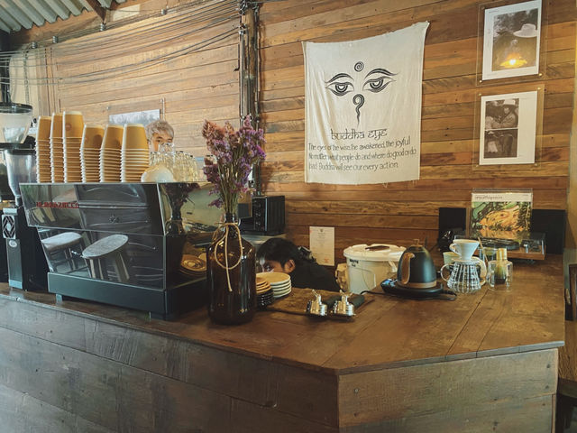 Hippie Roaster - คาเฟ่สุดฮิปในอุบล ที่ไม่ควรพลาด