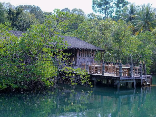 🏝 บ้านมะกอก เดอะเก็ทอะเวย์ เกาะกูด