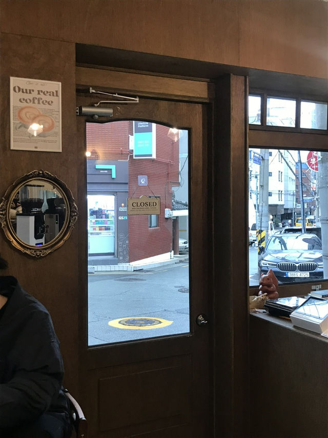 부산 광안리에 위치한 빈티지 카페 ☕️