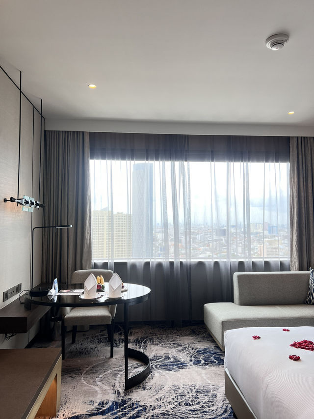 Millennium Hilton Bangkok โรงแรมในกรุงเทพ