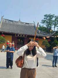 สายมูห้ามพลาด!! ไหว้พระ Longhua Temple เซี่ยงไฮ