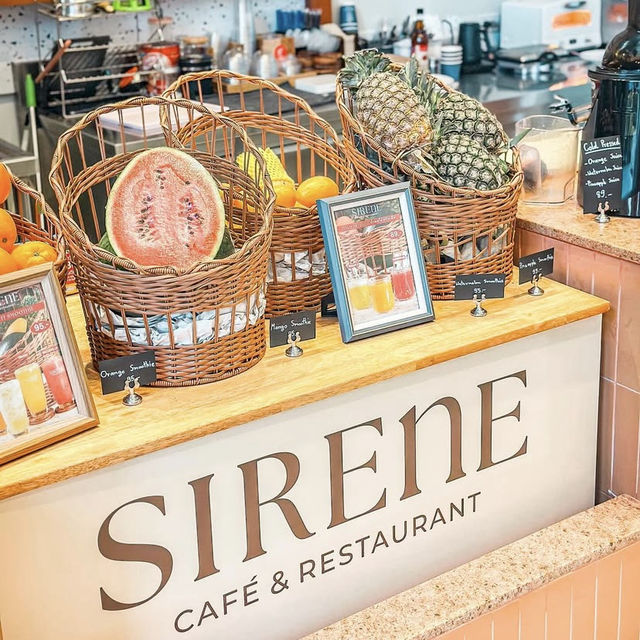  Sirene Café 