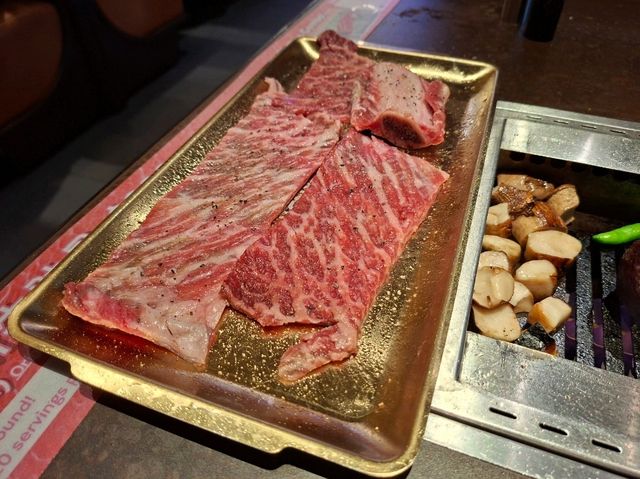 日出康城高質韓式烤肉料理💕五花肉牛小排好正🥳食飽仲有公仔機免費玩🥳