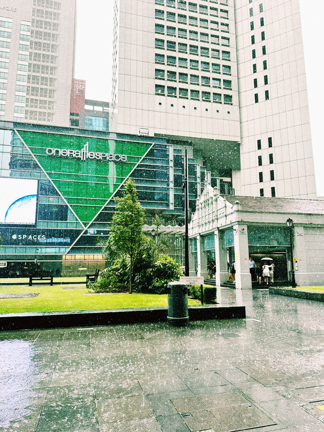 The Arcade Singapore – A Modernist Icon at Raffles Place 🏢⛅