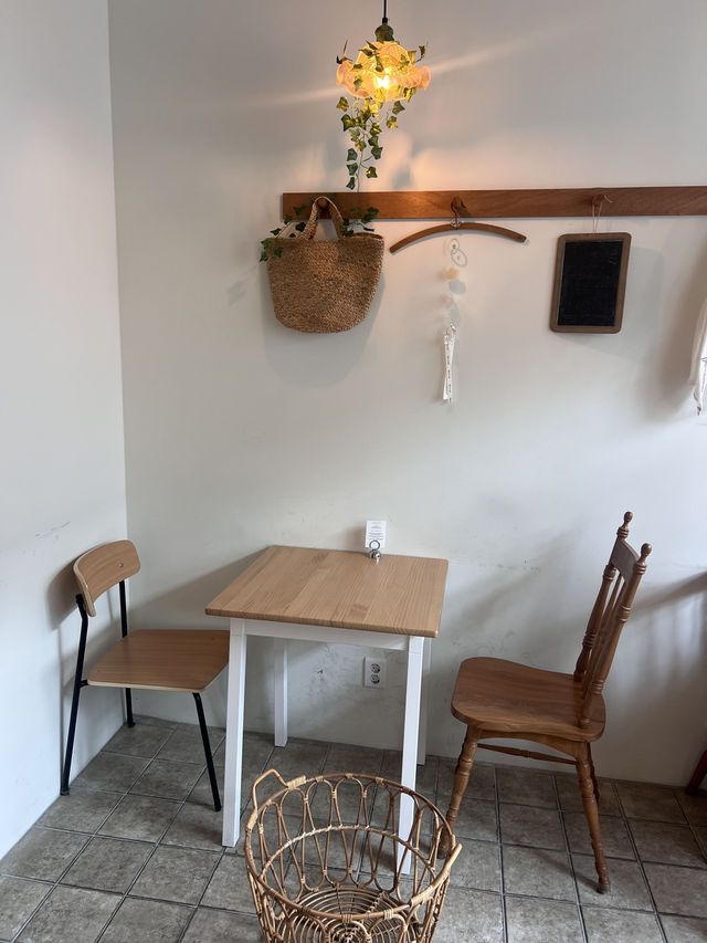 ☕️ 청주 운천동 - 감성 충전 카페 ‘our happy place’ 🌿💛