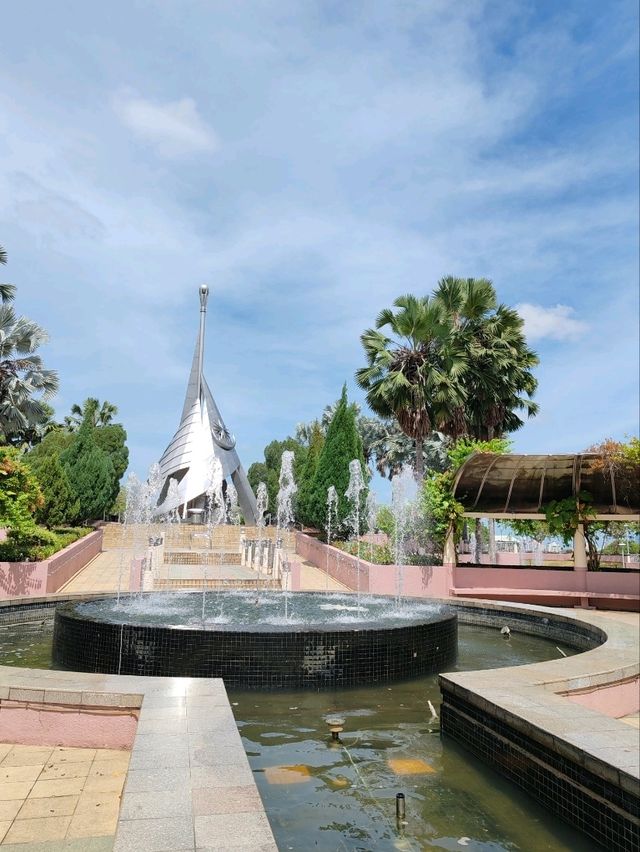 Putrajaya Landmark: Laman Perdana