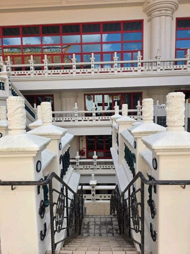 Honoring a Legacy : The Venerable Hong Choon Memorial Hall