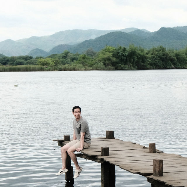 🌅 Lakeview Cafe – วิวเขื่อนสุดชิลล์ในกาญจนบุรี