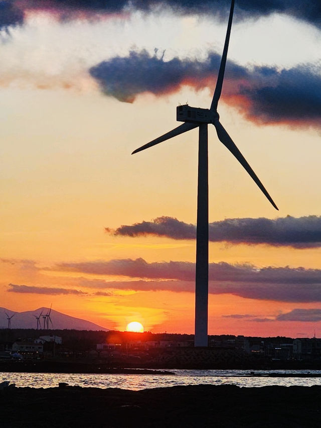 Jeju's Premier Sunset Spot on the Eastern Coast