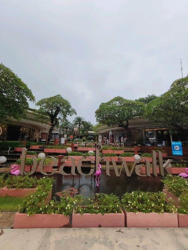 🛍️ Luxury Meets Leisure: A Walk Through Beachwalk Mall, Kuta
