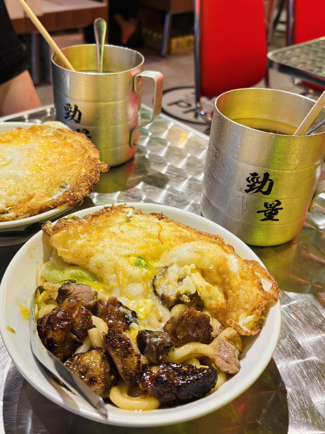 銅鑼灣「毫無分串」｜港式串燒×懷舊茶記風 必試牛叉燒烏冬！