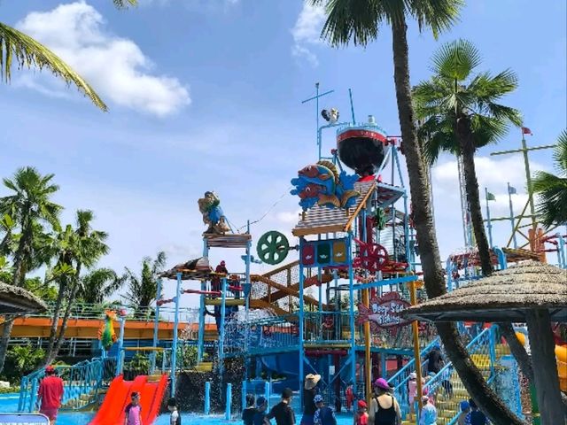 南台灣最強水世界！劍湖山水樂園夏季開玩啦🌞🌊🎢