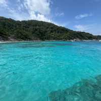 หนีเมืองไปเจอสวรรค์! หมู่เกาะสิมิลัน 🌊🐠