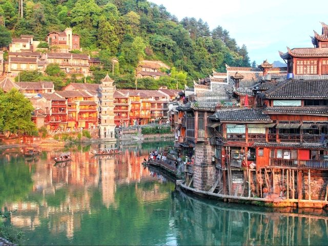 Phoenix of Time: Fenghuang’s Eternal Charm