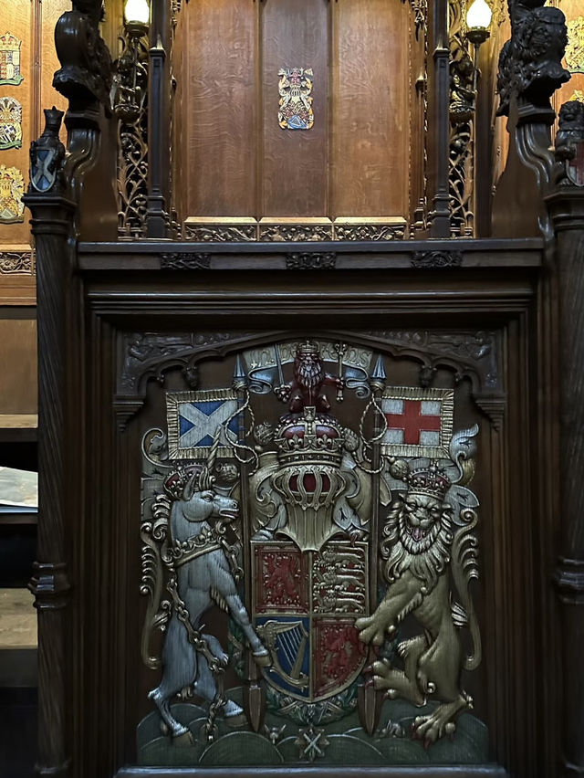 St. Giles’ Cathedral – The Crown Jewel of Edinburgh’s Royal Mile St. Giles’ Cathedral – The Crown Jewel of Edinburgh’s Royal Mile