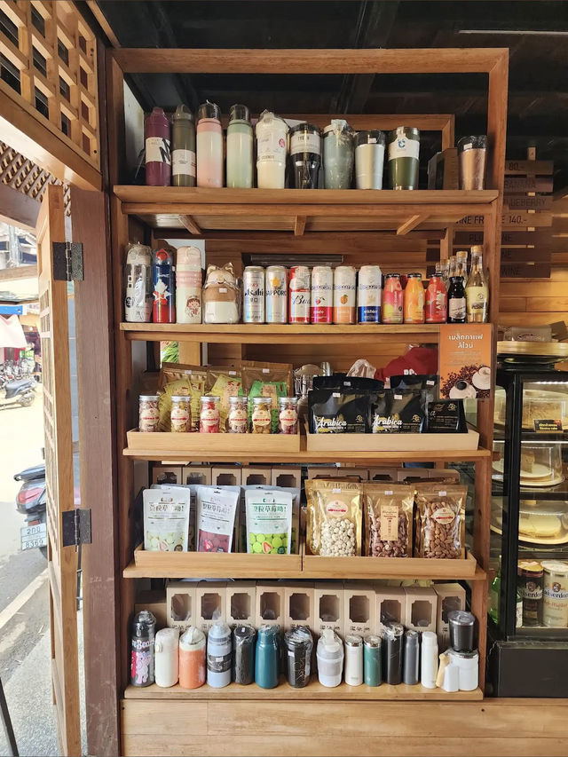 Leewine Coffee บ้านรักไทย