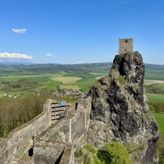 Trosky Castle – The Dramatic Ruins of Bohemia