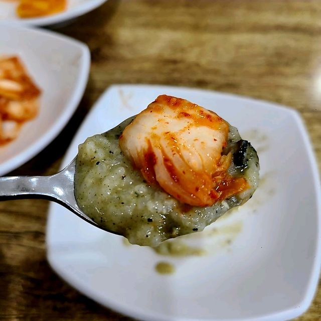 제주중문맛집)중문바다향 - 제주 중문 보말칼국수, 보말죽 맛집