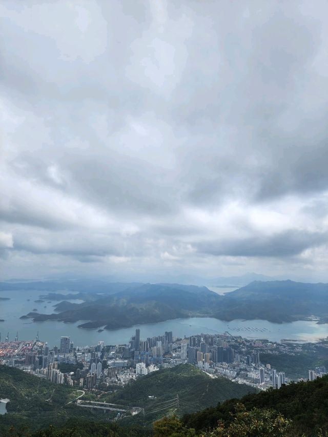 深圳梧桐山慢活行⛰️最強登山路線/打卡景點/交通懶人包✨ 深圳梧桐山慢活行⛰️最強登山路線/打卡景點/交通懶人包✨