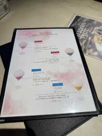 オリジナルカクテルが可愛すぎるカフェ