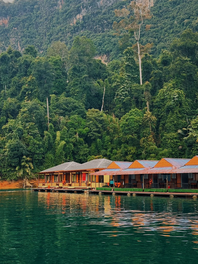 ล่องเรือเที่ยวเขื่อนรัชชประภาแบบ One Day Trip 