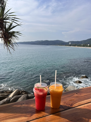 คาเฟ่ริมทะเล + กาแฟแก้วนึง = ความสุขง่าย ๆ 🌊☕️

นั่งมองทะเล ฟังเสียงคลื่น แล้วปล่อยใจให้พัก 🌴✨

วิวทะเลดี ๆ กับเครื่องดื่มแก้วโปรด แค่นี้ก็พอแล้ว 🤍

ทะเลฮีลใจ คาเฟ่ฮีลอารมณ์ ☕️🌊

คาเฟ่นี้ไม่ได้มีดีแค่กาแฟ แต่บรรยากาศทำใจละลายมาก 🫶🏻

จิบกาแฟเบา ๆ ริมทะเล แล้วลืมความวุ่นวายไปเลย 🌅

ลมทะเลเย็น ๆ กับเพลงเบา ๆ คือฟีลที่ต้องการตอนนี้ 🌴🎶

บางวันก็แค่อยากนั่งคาเฟ่ริมทะเลแบบไม่คิดอะไรเลย 🤍
#รับส่วนลดไม่พึ่งดวง 