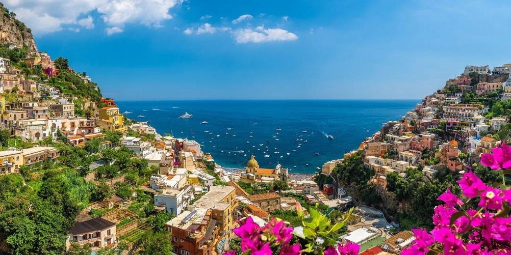Jelajahi Pantai Amalfi: Surga Tepi Laut Italia yang Penuh Warna!