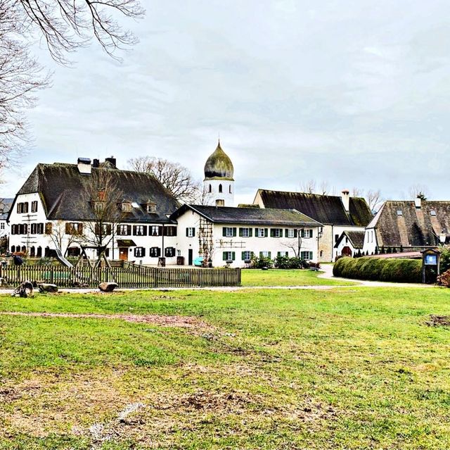 Frauen Insel, a cute tiny island