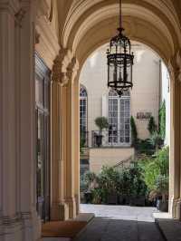 A Well-Kept Secret Near the Arc de Triomphe 🗝️