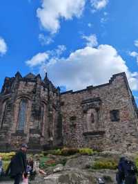 Magnificient Edinburgh Castle  🏴󠁧󠁢󠁳󠁣󠁴󠁿