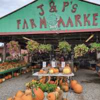 J&P's Farm Market 👻