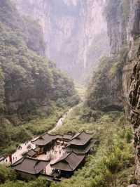 Escape to Wulong: Where towering cliffs and natural wonders await just a day trip from Chengdu!