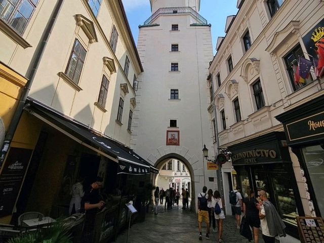 Bratislava: A Timeless Tapestry of Past and Future 🏰🚀 Bratislava: A Timeless Tapestry of Past and Future 🏰🚀