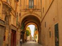 ✨Valletta: Golden Alleys & Timeless Old Town Charm 🏰🌅
