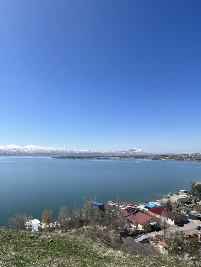 Поразительное озеро Севан🚤