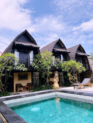🏝️🏠 A Whole Private House in Paradise for Just $15?!