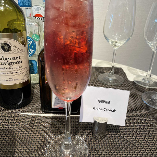 終於遇到行政酒廊有特調雞尾酒了｜上海中優城萬豪酒店