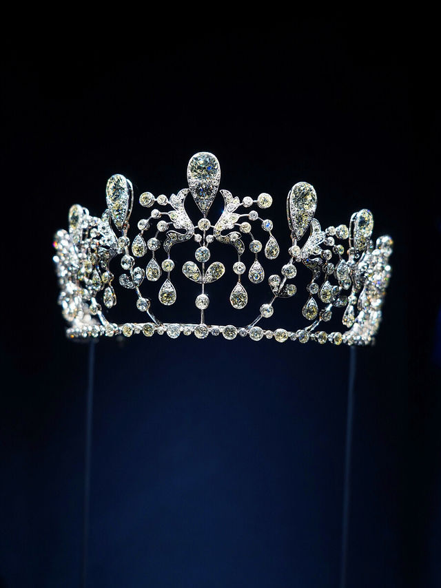 上海 | CHAUMET 冠冕綺夢：夢幻般的珠寶展覽