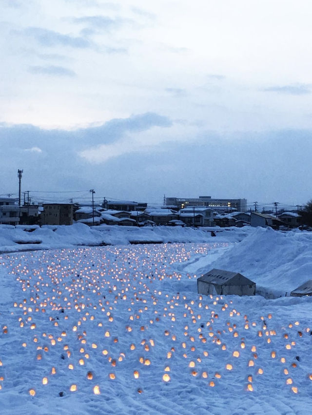 日本最浪漫的燈雪節，美到窒息的迷你小雪屋