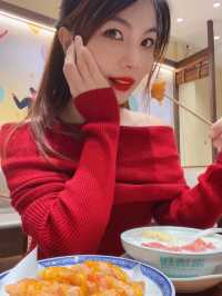 大家都喜歡來這裡吃下午茶🍨